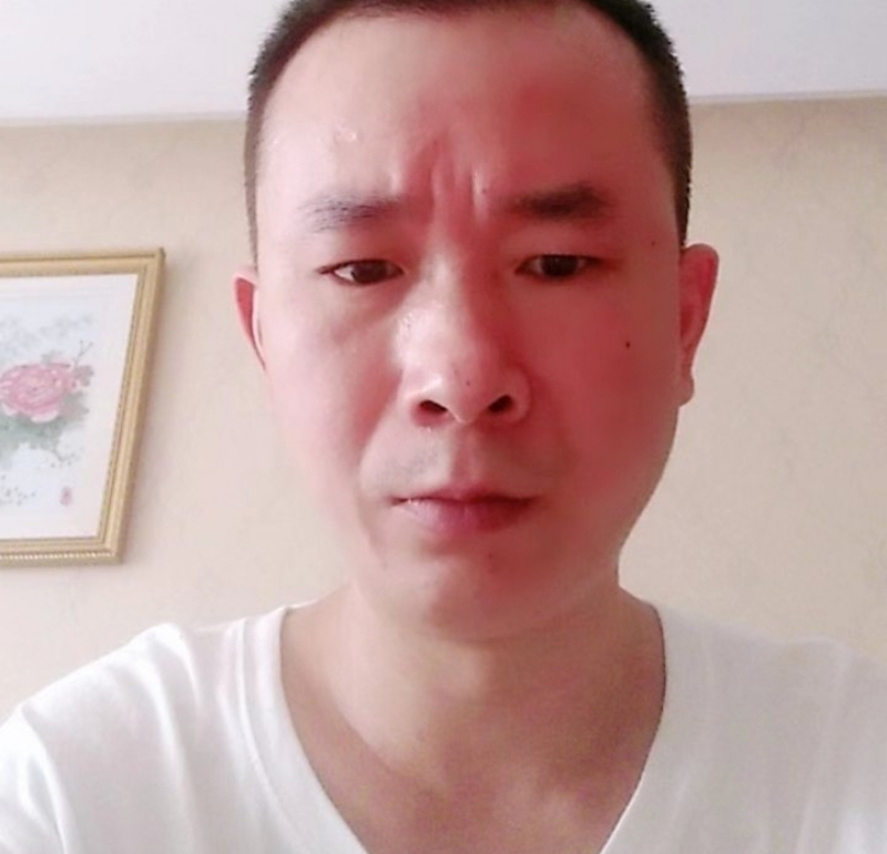 自由飞翔的第一张照片--成都认干亲服务网