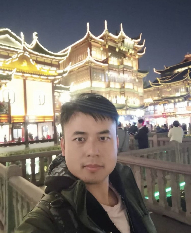 何先生he的第一张照片--成都认干亲服务网